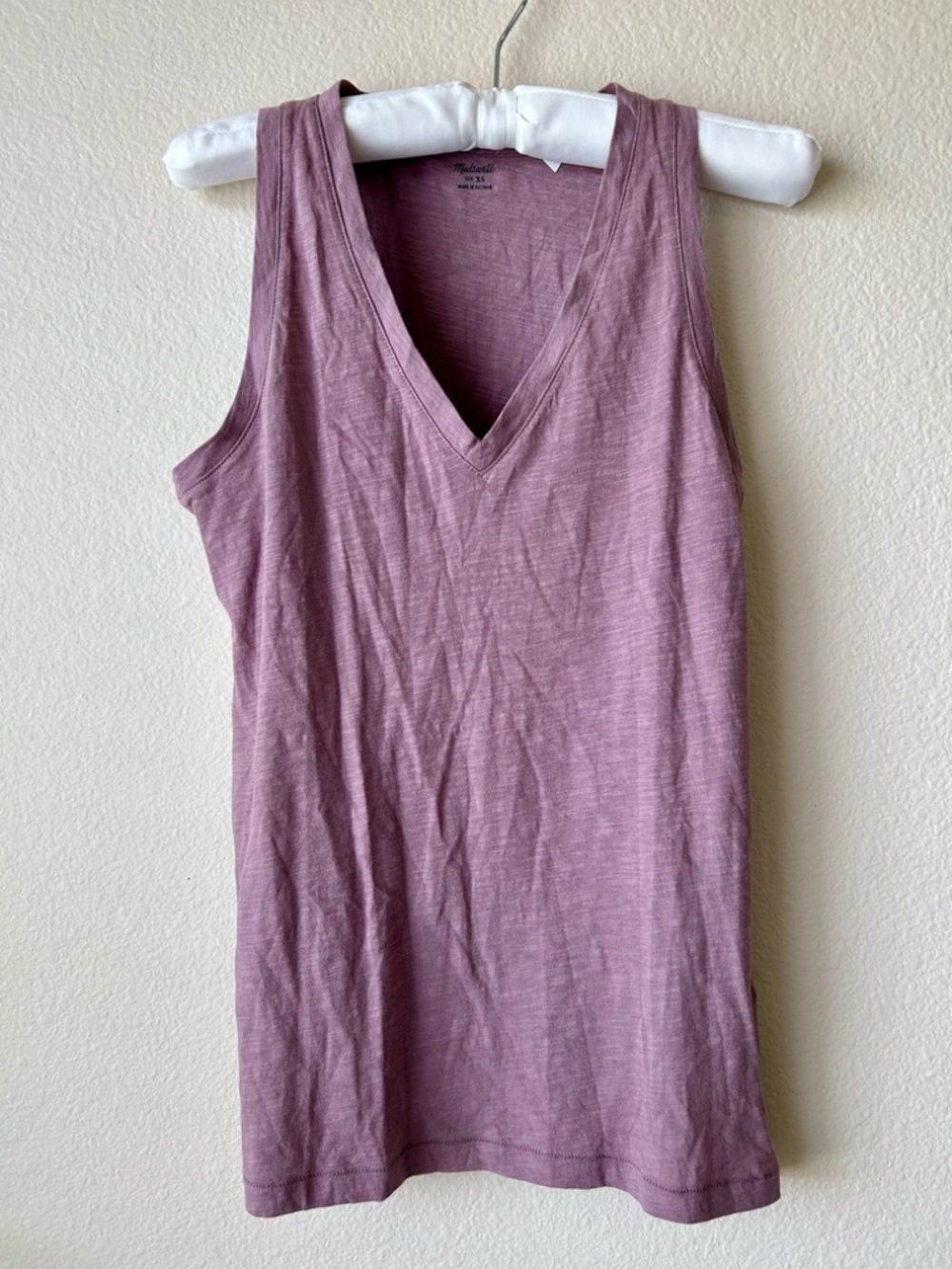 Madewell Whisper Cotton Vneck Tank Top Weathered Fig XSmall NWT NEW - Picture 10 of 10